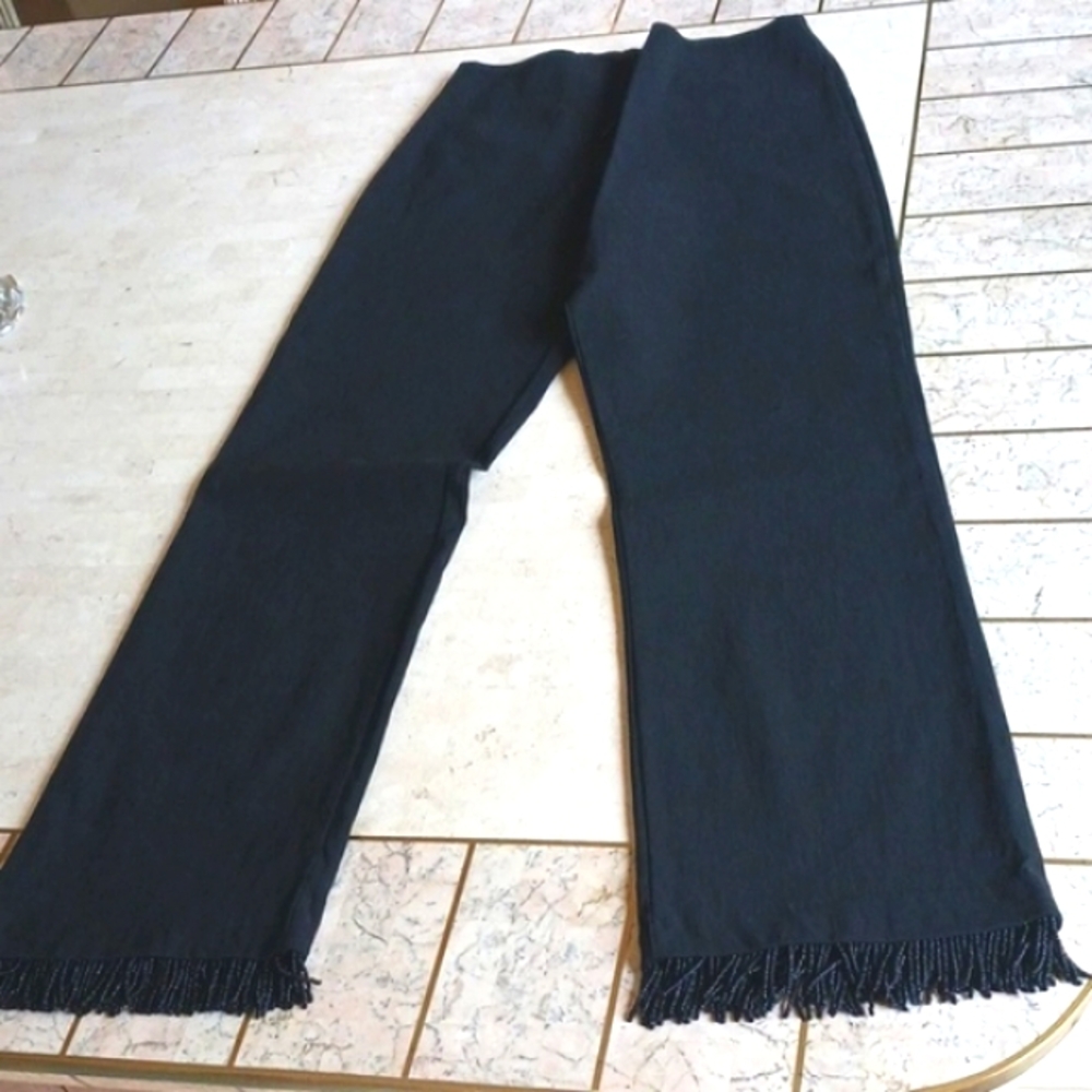 Women's pants- vintage "Cache" ,matte black with bottom beads..size Small,,New